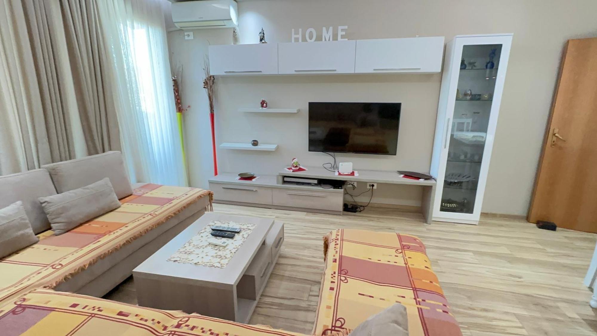 טיראנה Square Inn מראה חיצוני תמונה
