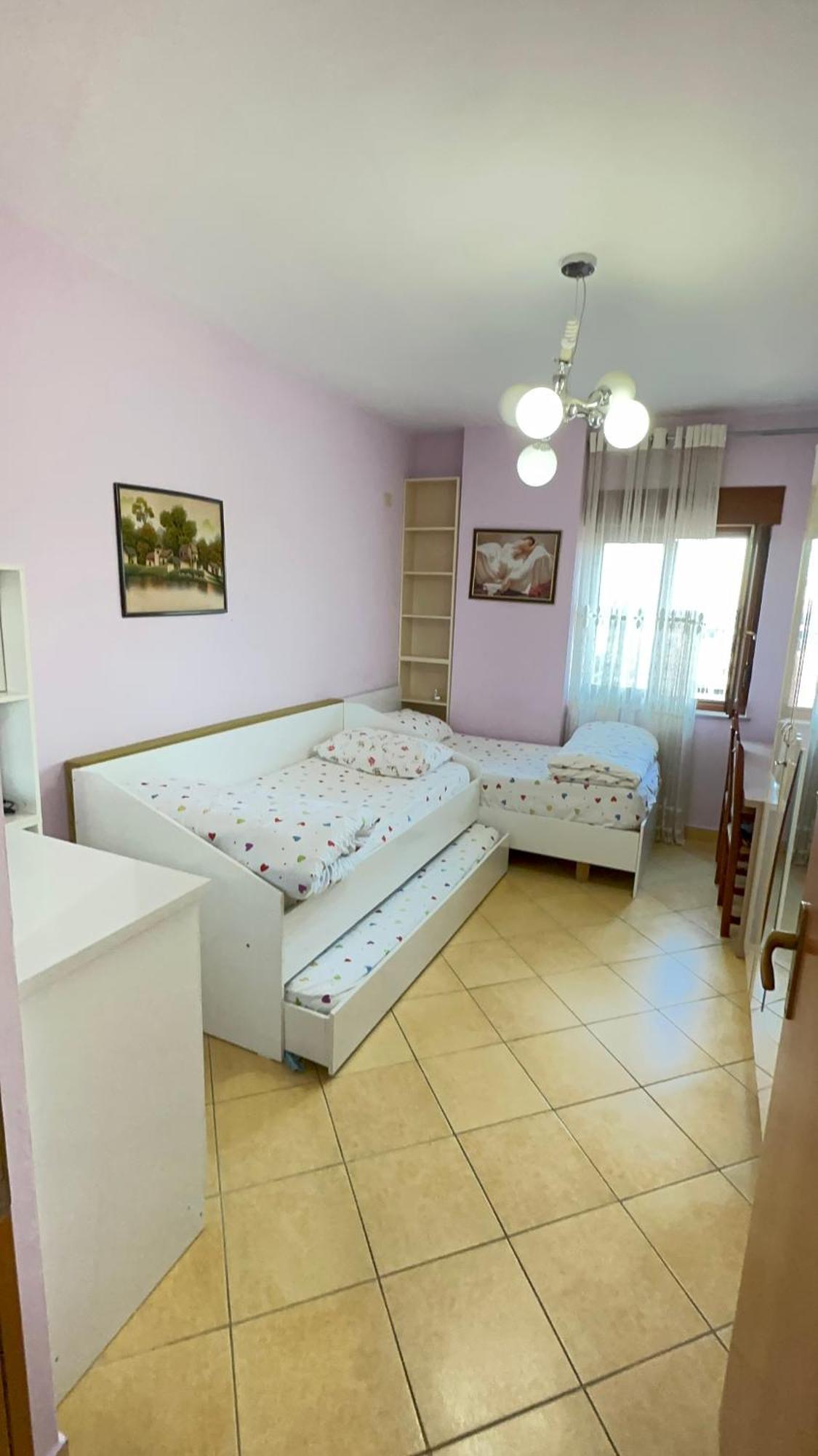 טיראנה Square Inn מראה חיצוני תמונה